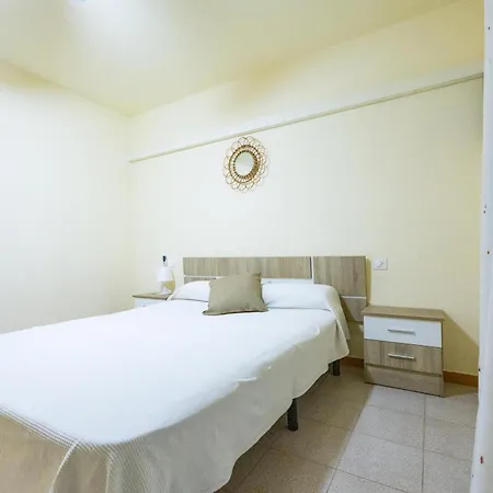 Prázdninový dům Casa Familiar Con Terraza, Bbq, Wifi Y Parking A 900 M De La Playa En L'escala - Es-325-8