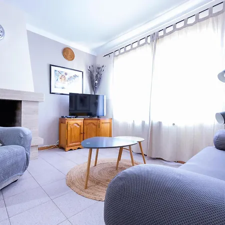 Casa Familiar Con Terraza, Bbq, Wifi Y Parking A 900 M De La Playa En L'escala - Es-325-8 *
