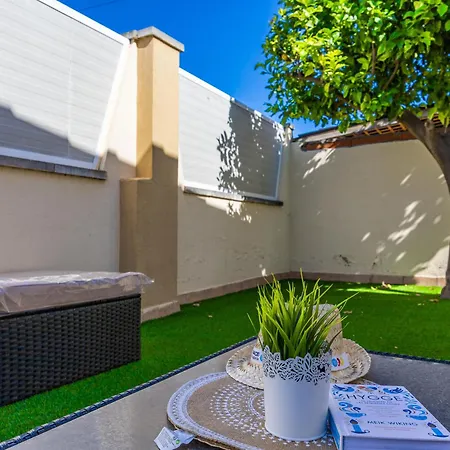 Casa Familiar Con Terraza, Bbq, Wifi Y Parking A 900 M De La Playa En L'escala - Es-325-8 Holiday home *